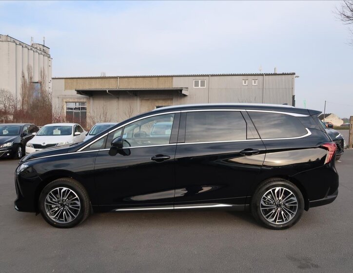 Dongfeng U-Tour MPV 1,5 l 130 kw