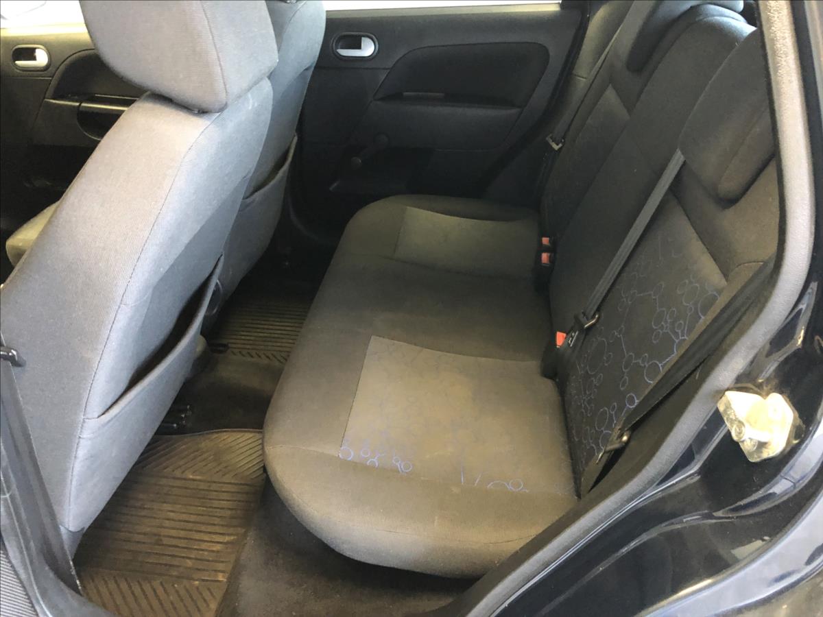 Ford Fiesta Hatchback 1,3 l 51 kw