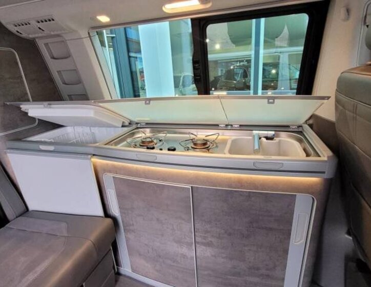 Volkswagen California VAN-Minibus 2,0 l 110 kw