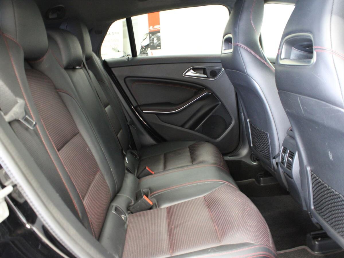 Mercedes-Benz CLA Kombi 2,1 l 100 kw