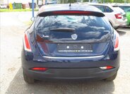 Lancia Delta Hatchback 1,4 l 88 kw