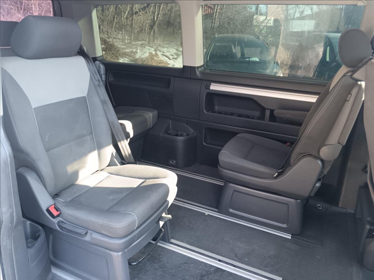 Volkswagen Multivan MPV 2,0 l 75 kw