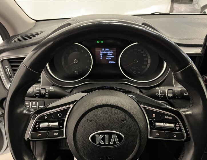 KIA Ceed 11