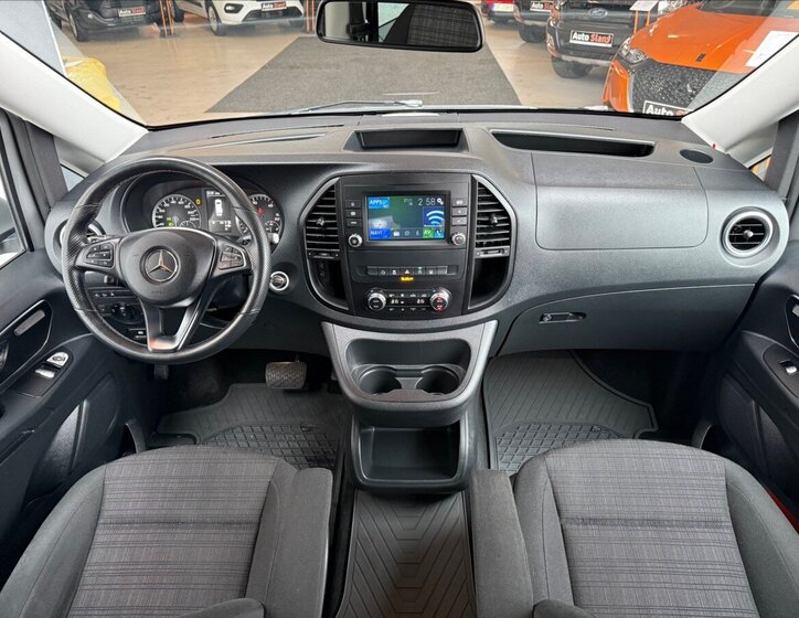 Mercedes-Benz Třídy V MPV 2,1 l 140 kw