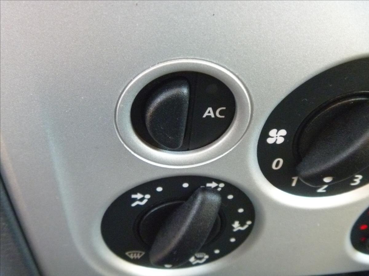 Dacia Logan Kombi 1,5 l 50 kw