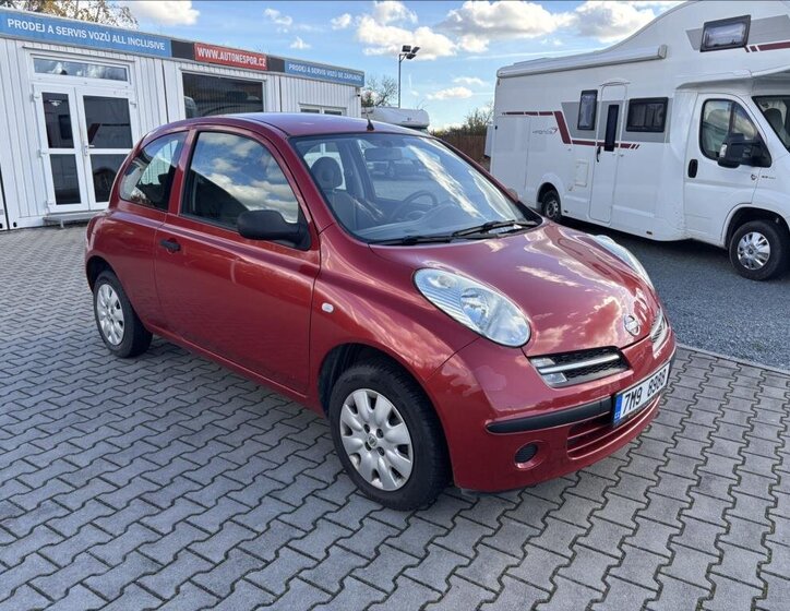 Nissan Micra Hatchback 1,2 l 48 kw