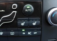 Volvo XC70 Kombi 2,4 l 120 kw