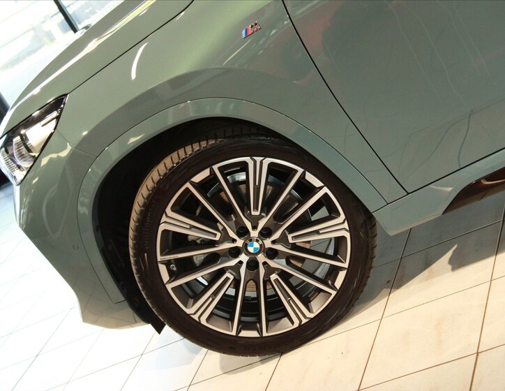 BMW X1 SUV 2,0 l 145 kw