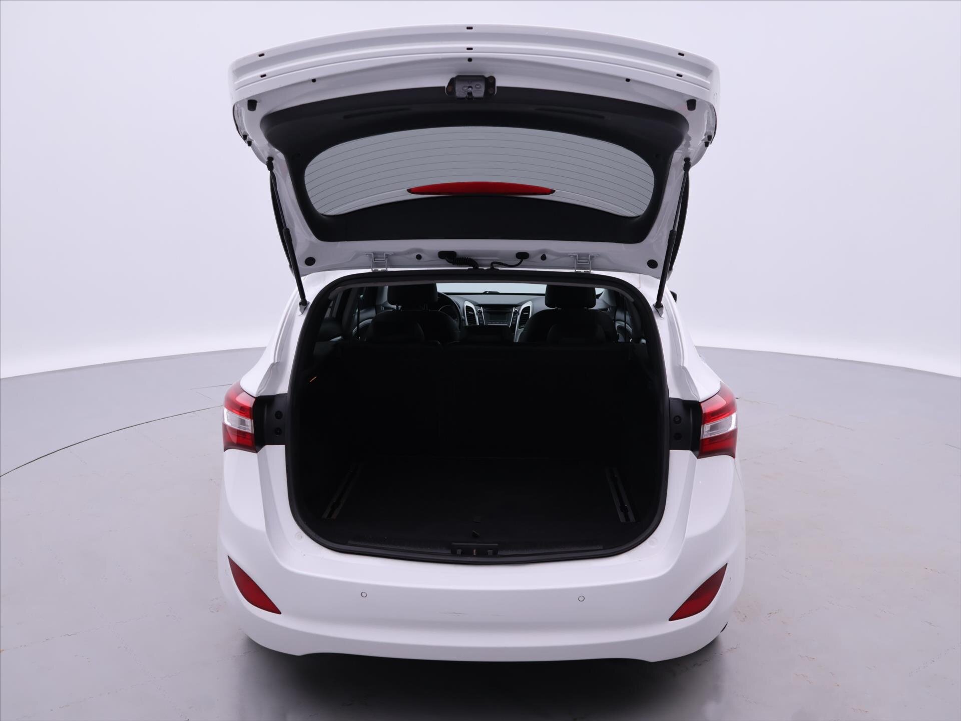 Hyundai i30 Kombi 1,6 l 99 kw