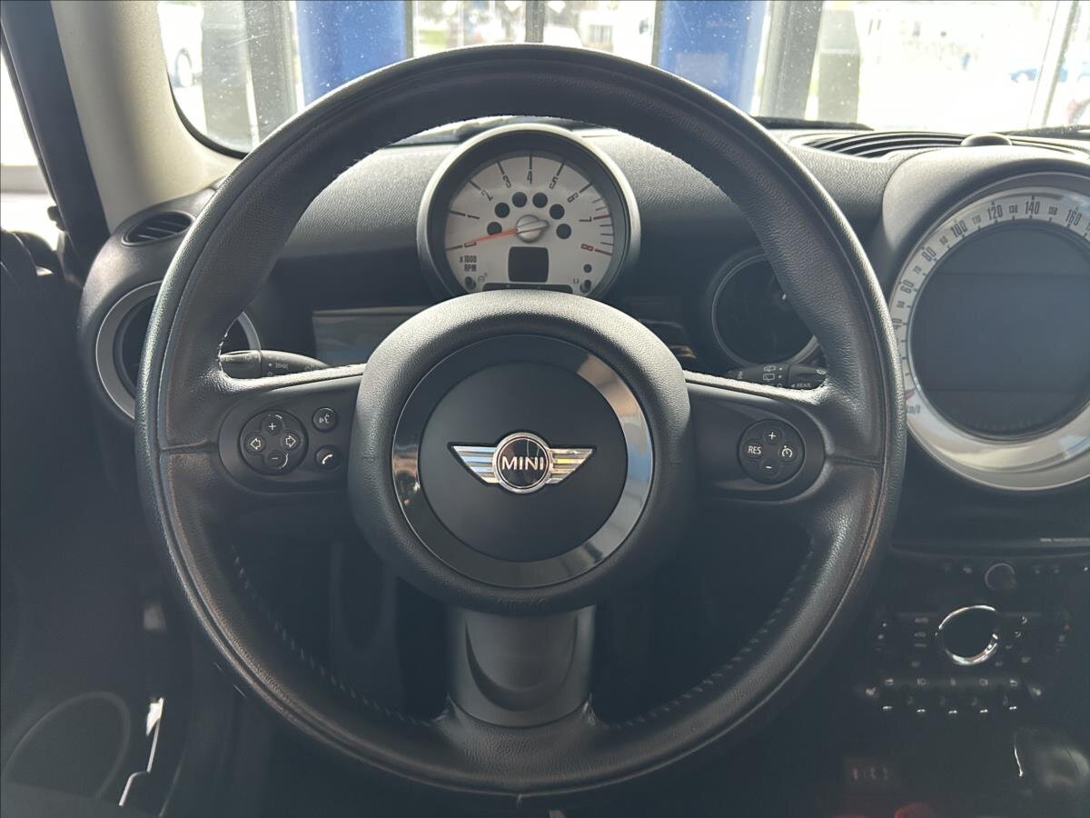 Mini Cooper Hatchback 1,6 l 90 kw