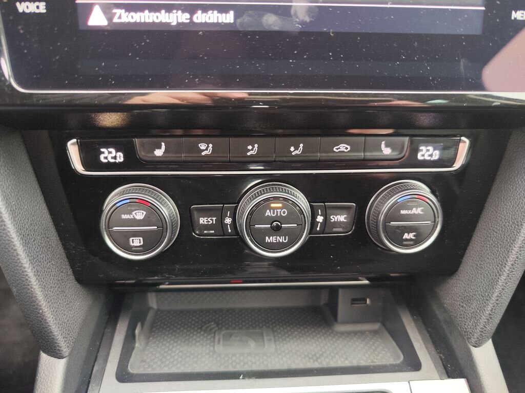 Volkswagen Passat Sedan 2,0 l 140 kw