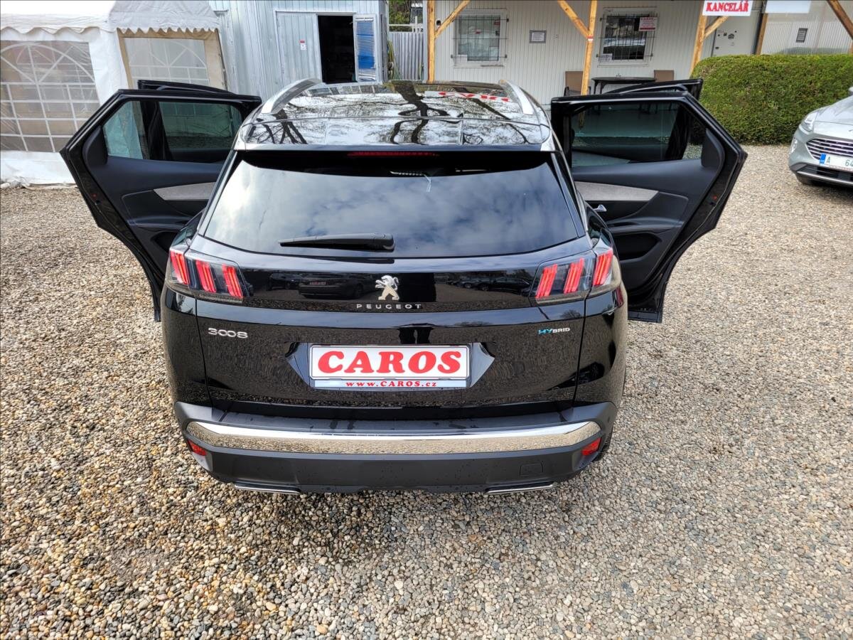 Peugeot 3008 SUV / Terénní 1,6 l 165 kw