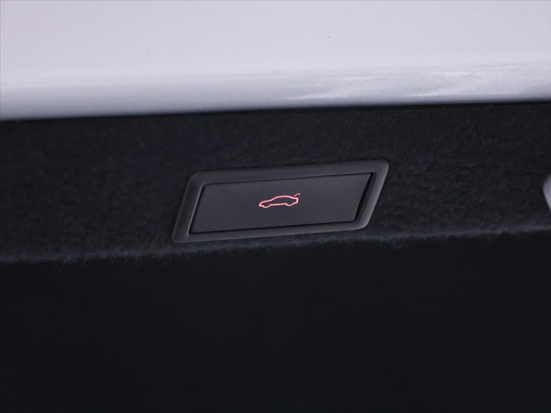 Škoda Superb Liftback 2,0 l 147 kw