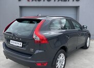 Volvo XC60 Kombi 2,4 l 151 kw