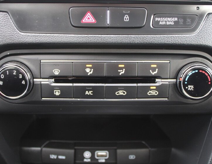 KIA Ceed Hatchback 1,4 l 73 kw