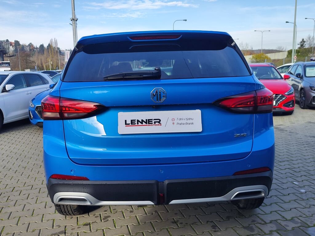 MG ZS
