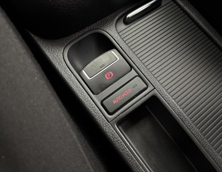 Volkswagen Tiguan SUV / Terénní 2,0 l 110 kw