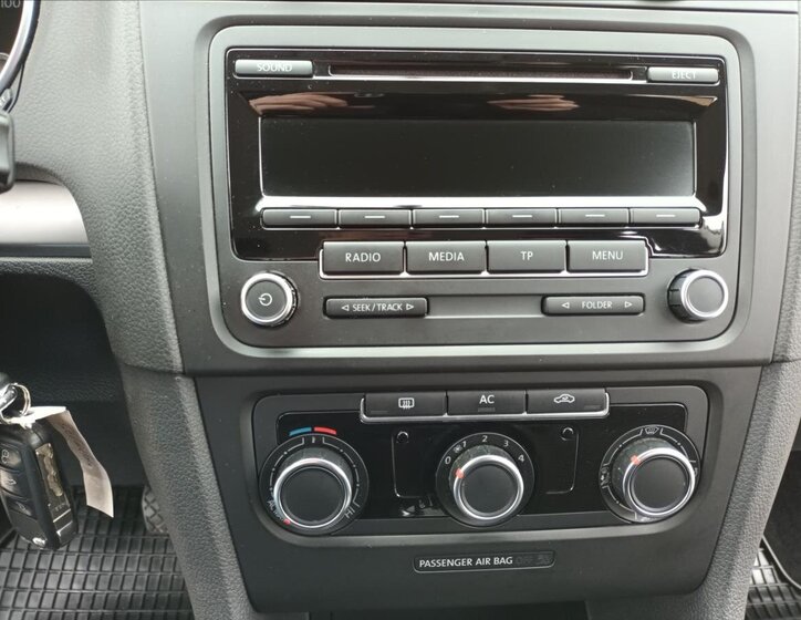 Volkswagen Golf Hatchback 1,2 l 77 kw