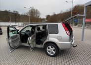 Nissan X-Trail SUV / Terénní 2,5 l 121 kw