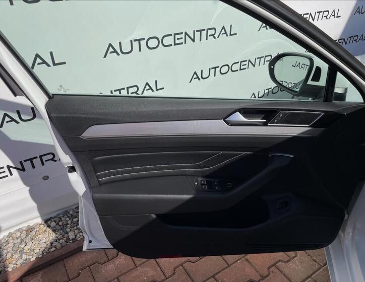 Volkswagen Passat 22