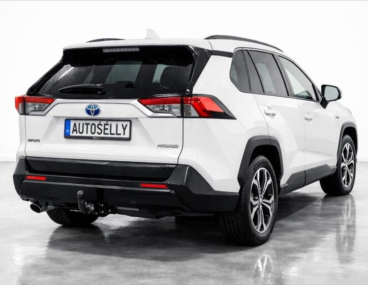 Toyota RAV4 SUV / Terénní 2,5 l 136 kw