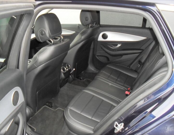 Mercedes-Benz Třídy E Kombi 3,0 l 190 kw