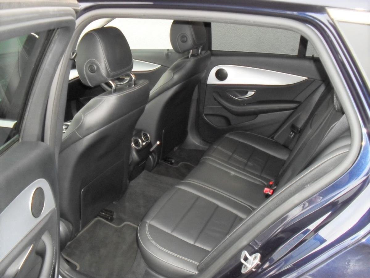 Mercedes-Benz Třídy E Kombi 3,0 l 190 kw