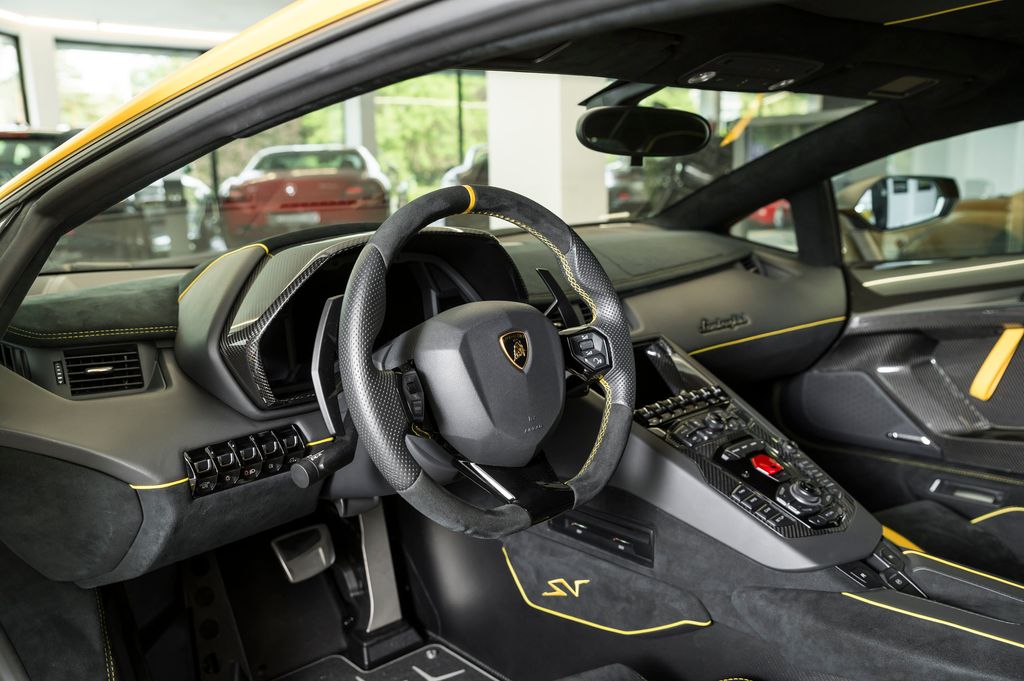 Lamborghini Aventador