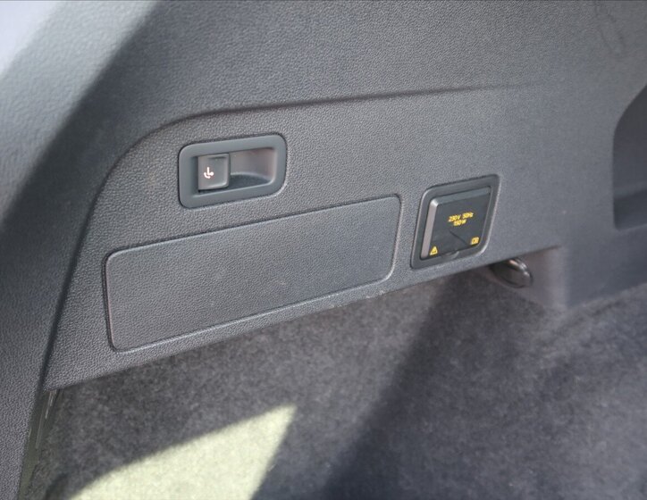 Seat Tarraco SUV / Terénní 2,0 l 110 kw