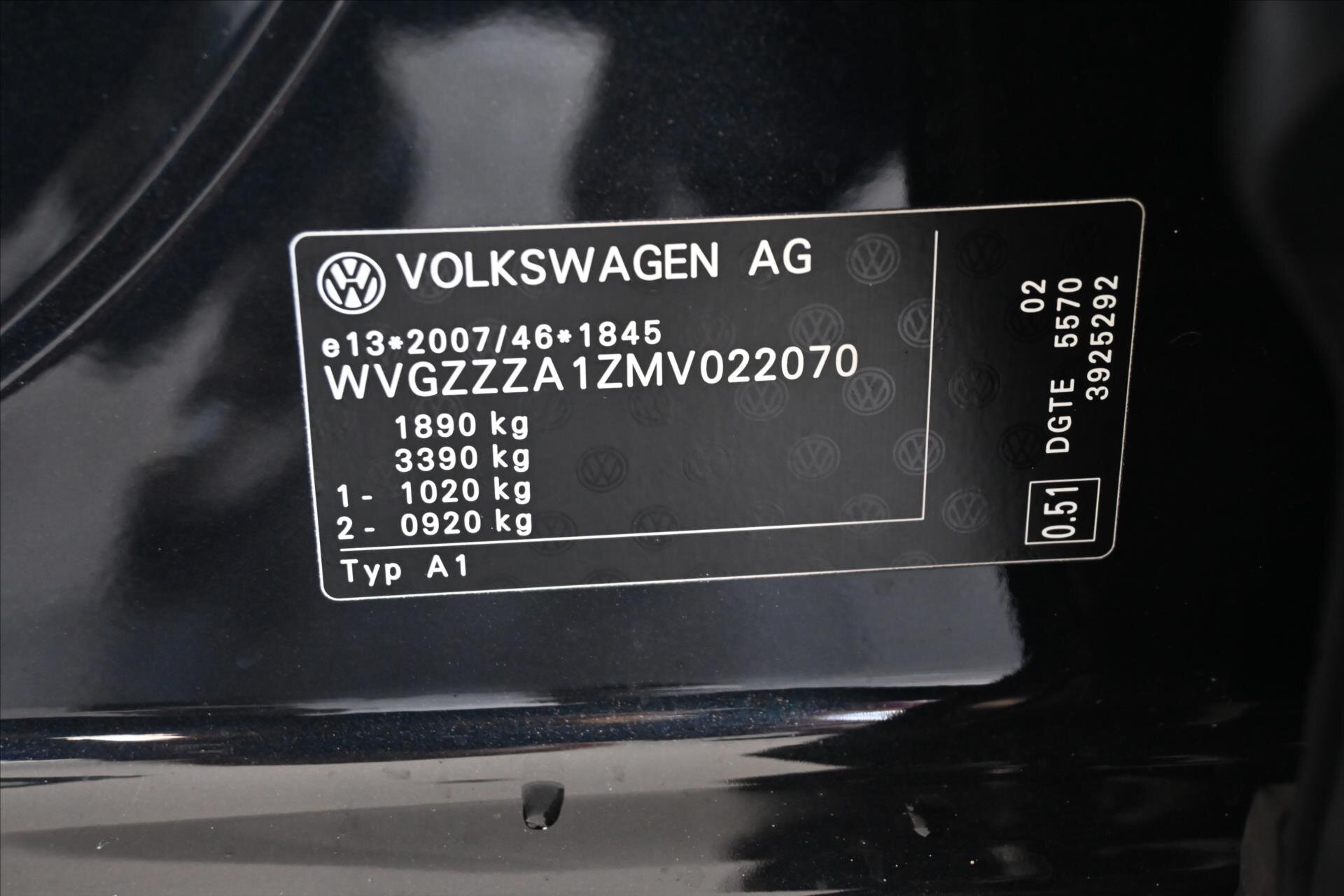 Volkswagen T-Roc SUV 1,6 l 85 kw
