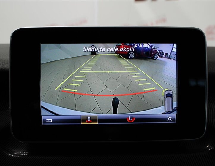 Mercedes-Benz Třídy V 26