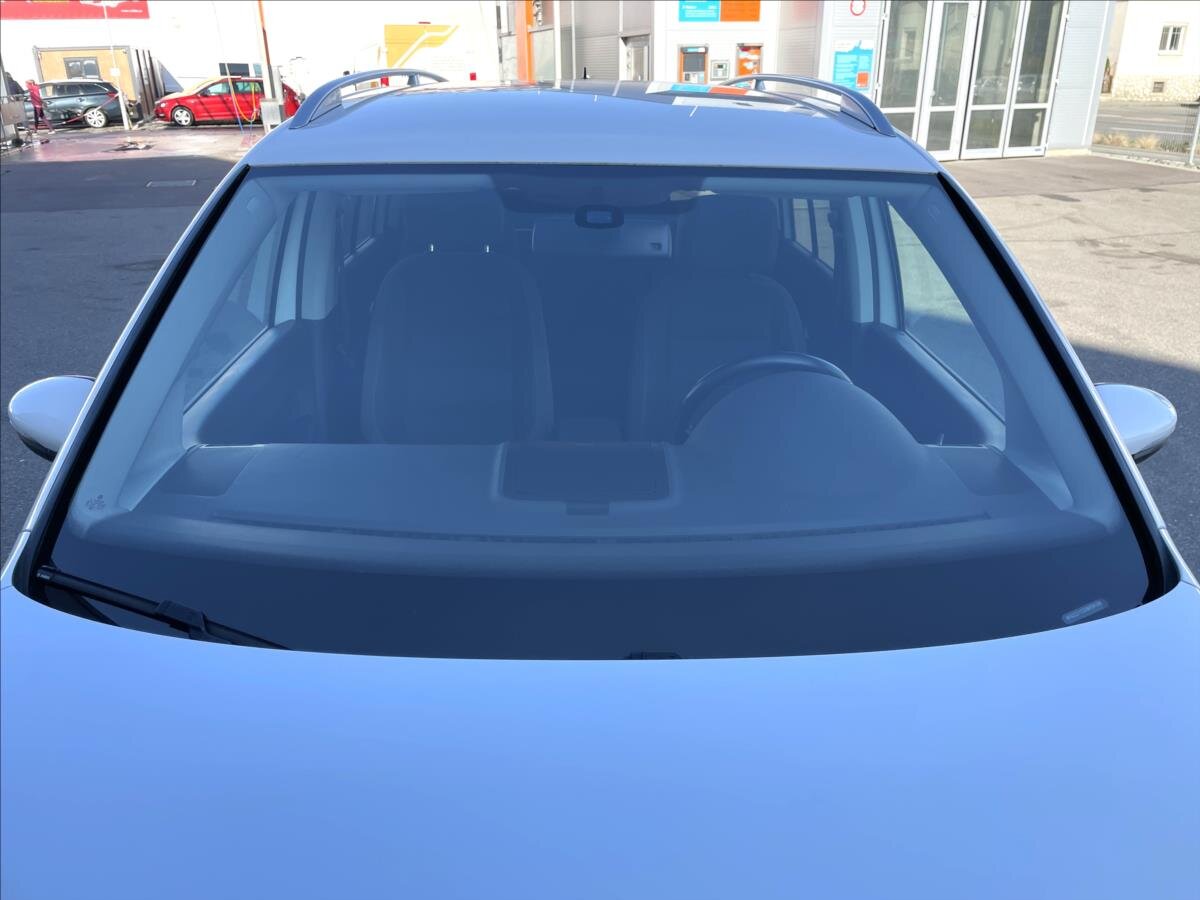 Volkswagen Touran MPV 1,6 l 77 kw