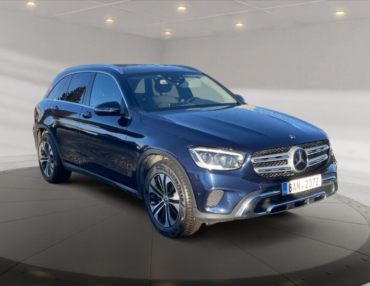 Mercedes-Benz GLC SUV 2,0 l 180 kw
