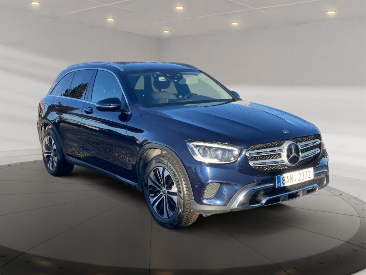 Mercedes-Benz GLC SUV 2,0 l 180 kw
