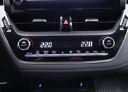 Toyota Corolla Sedan / Limuzína 1,5 l 92 kw