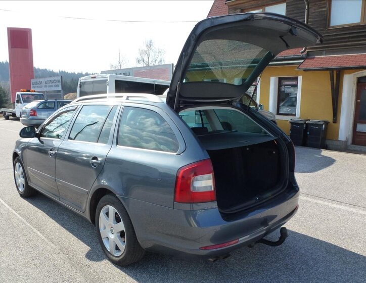 Škoda Octavia Kombi 1,8 l 118 kw
