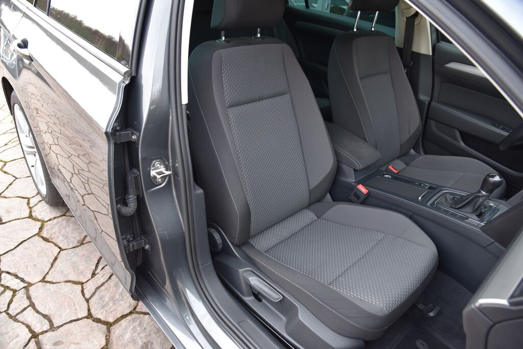 Volkswagen Passat Kombi 2,0 l 110 kw