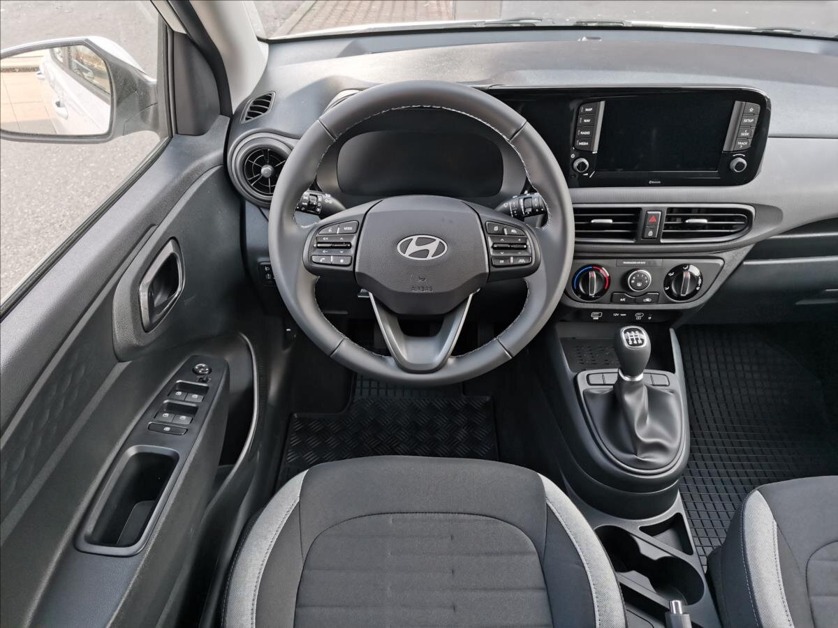 Hyundai i10 Hatchback 1,2 l 57 kw