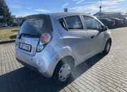 Chevrolet Spark 4