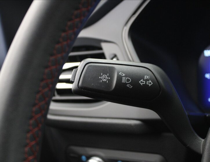 Ford Kuga SUV / Terénní 2,0 l 140 kw