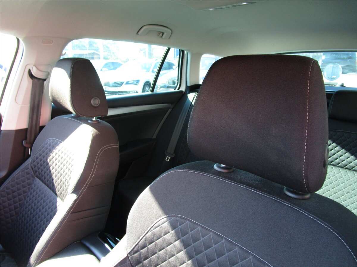 Škoda Superb Kombi 1,8 l 132 kw