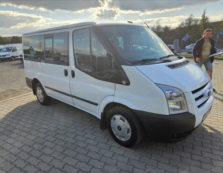 Ford Transit 2