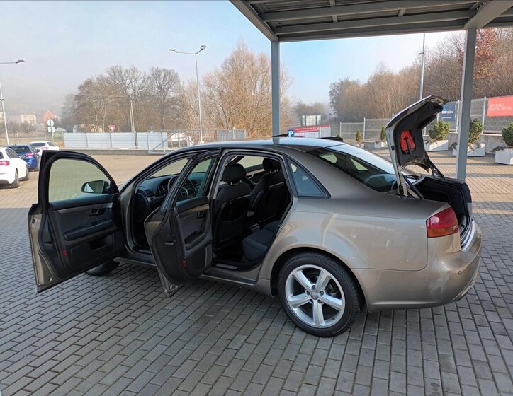 Audi A4 Sedan / Limuzína 1,9 l 85 kw