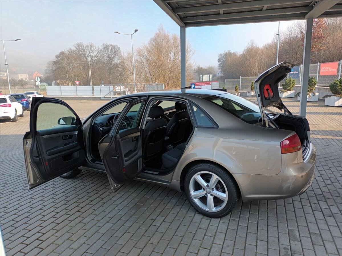 Audi A4 Sedan / Limuzína 1,9 l 85 kw
