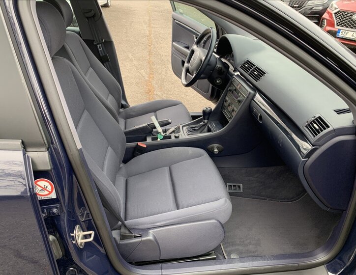 Audi A4 Sedan / Limuzína 1,9 l 74 kw