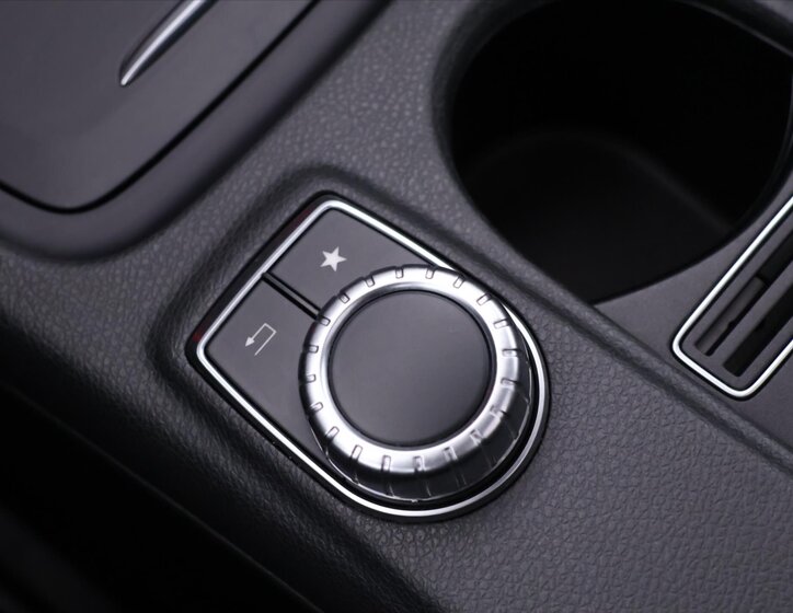 Mercedes-Benz CLA Kombi 2,1 l 100 kw