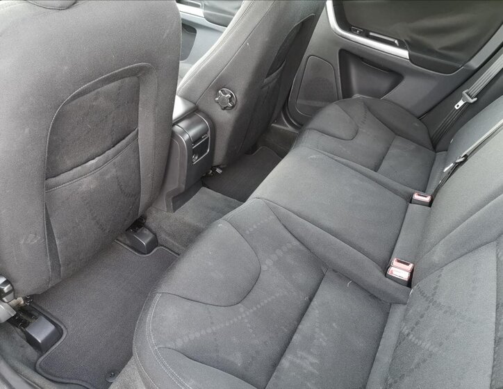 Volvo XC60 Kombi 2,4 l 136 kw