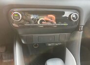 Toyota Yaris Hatchback 1,5 l 68 kw