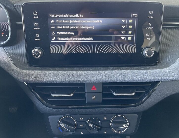 Škoda Scala Hatchback 999,0 85 kw