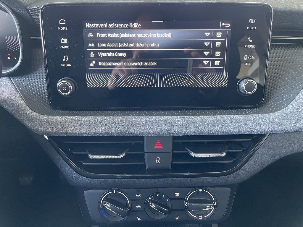 Škoda Scala Hatchback 999,0 85 kw